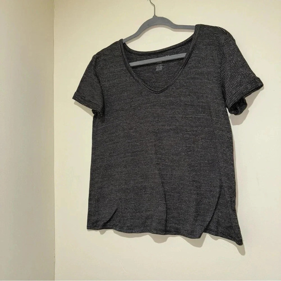 Women’s American Eagle Soft and Sexy Plush V-Neck Striped Short Sleeve Tee SizeS - Picture 2 of 14